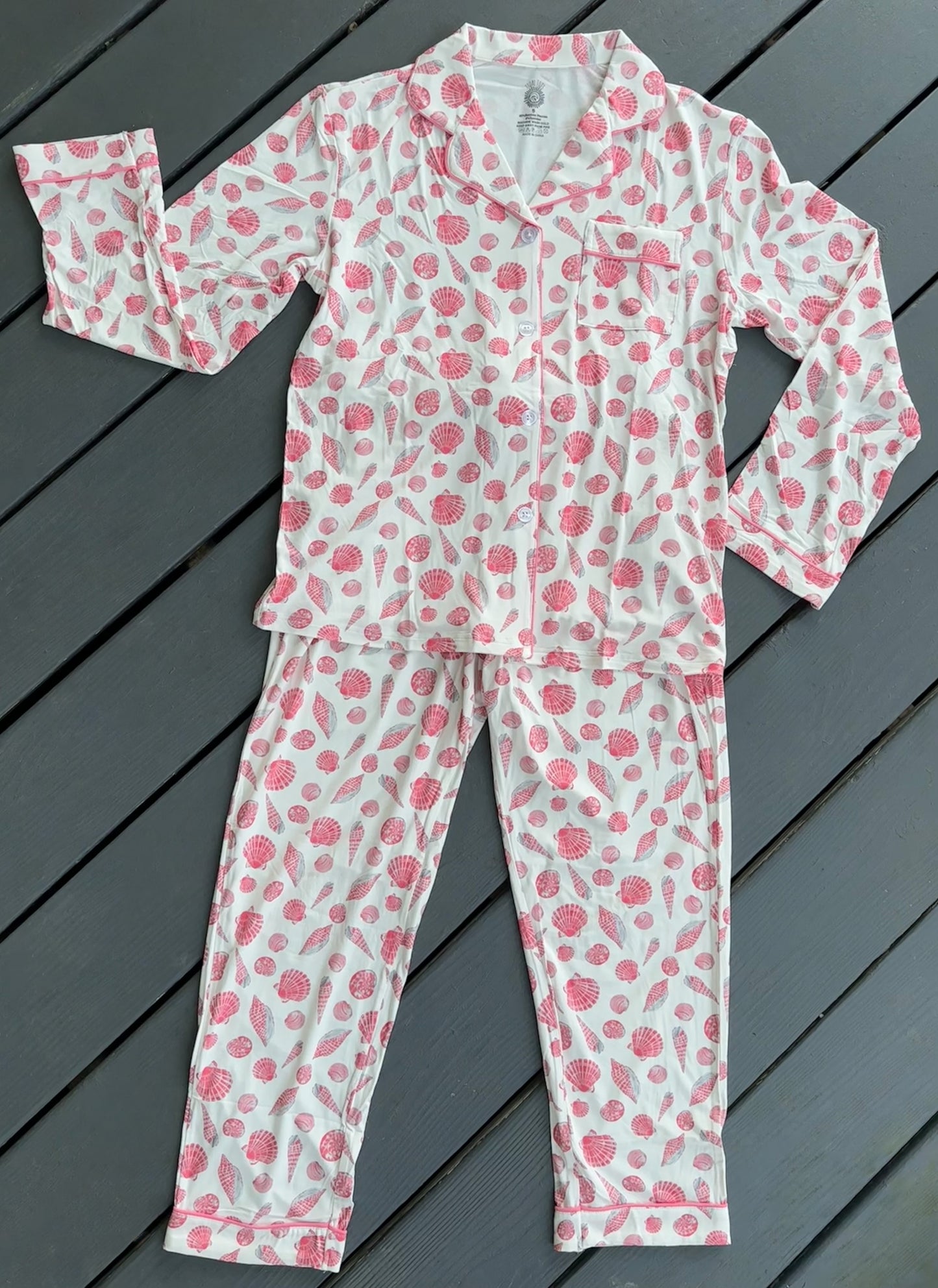 Mama's Sally's Shells Two Piece Pajama