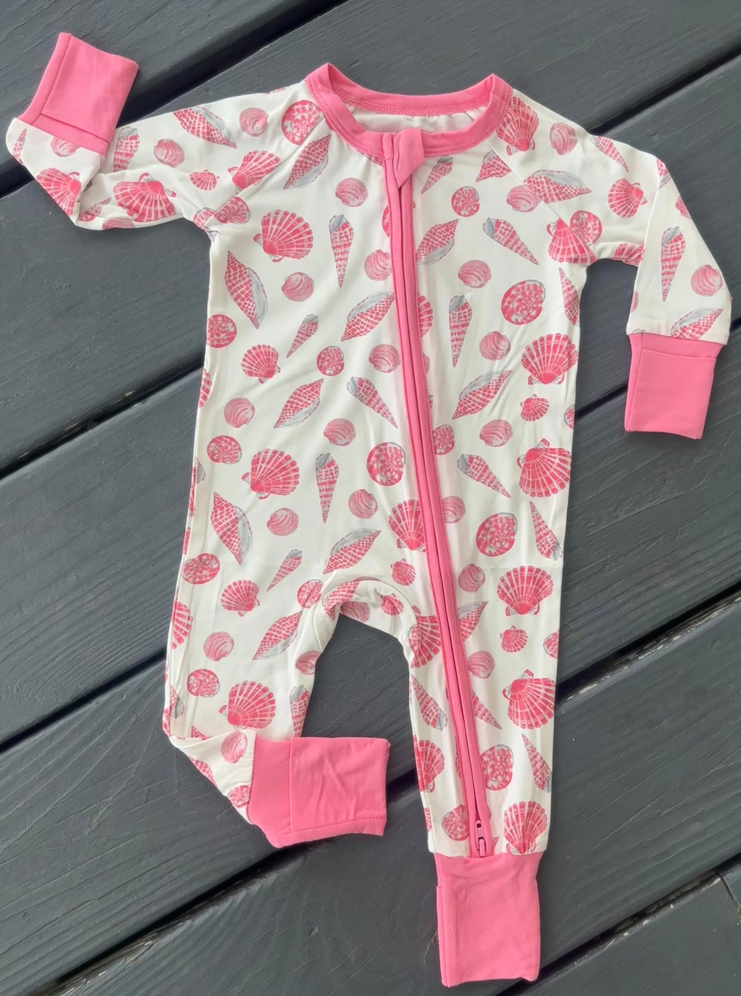 Sally's Shells Pink Zippy