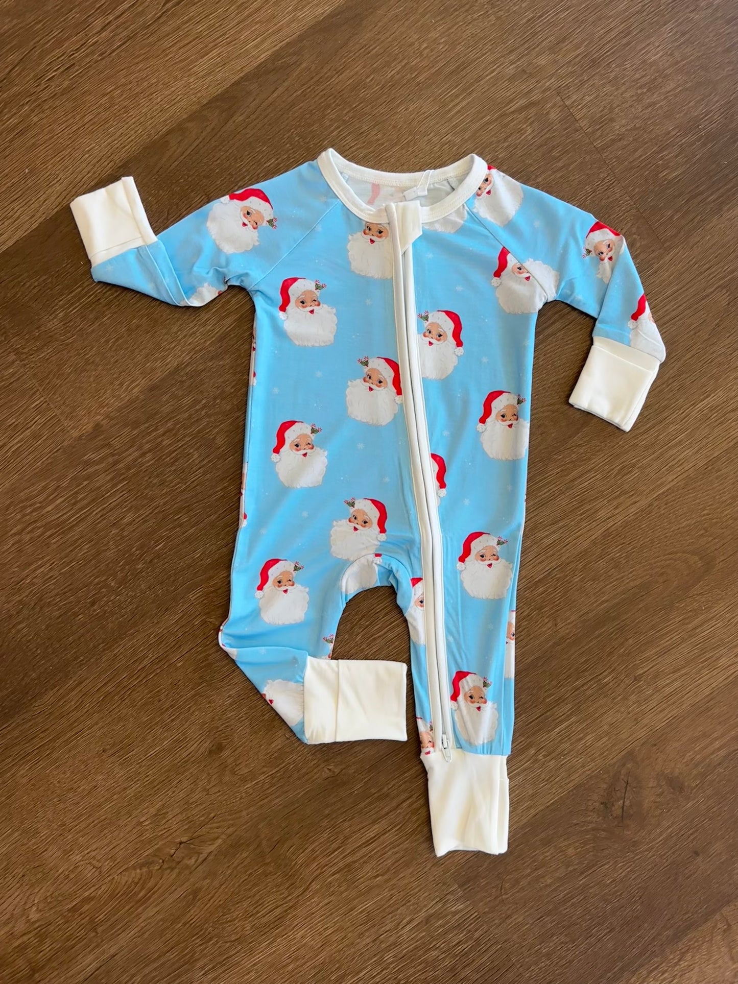 Classic Claus Blue Zippy