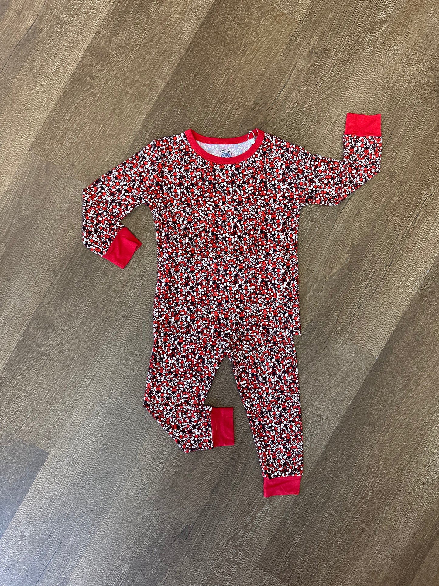 State Stems Red Two Piece Set
