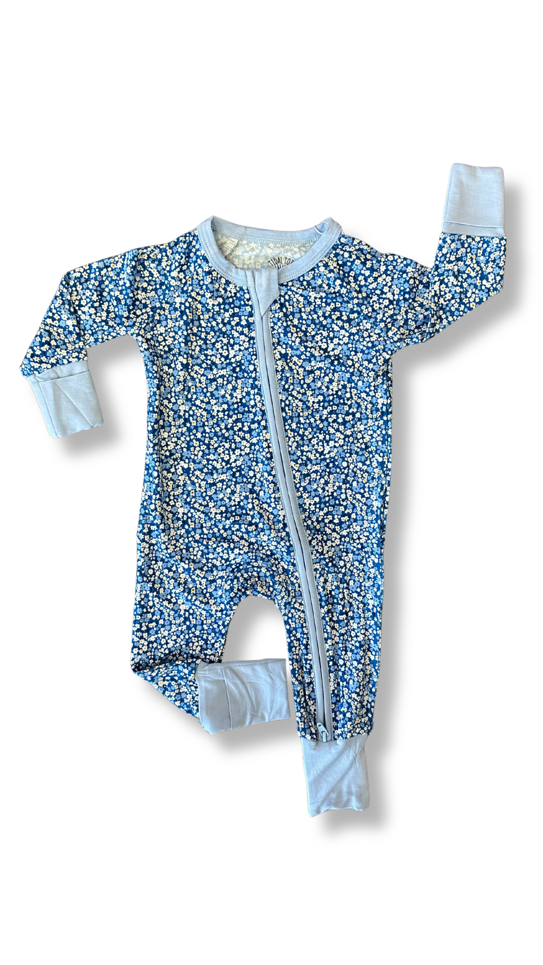 Chapel Charm Blue Zippy